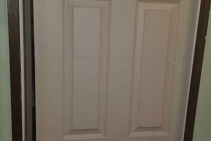 10.3 Pocket Door Rubs (1)