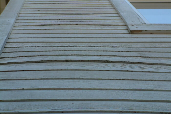 4.1 Bowed Siding (1)