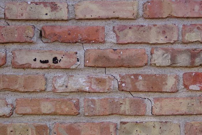 4.12 Masonry Cracked
