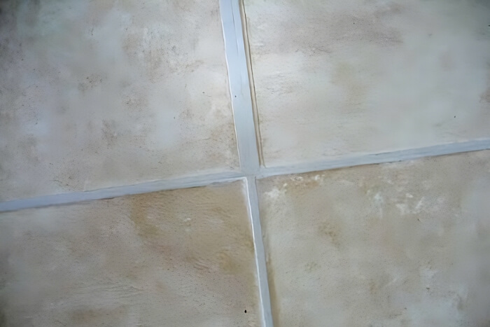 12.43 Inconsistent Grout Width (1)