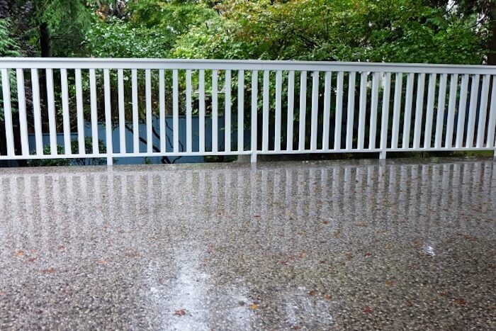 14.24 Water Pooling on Deck (1)